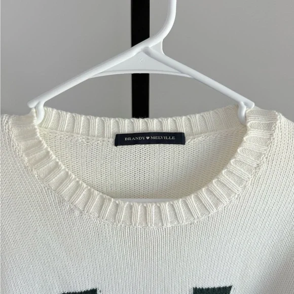 Brandy Melville Nico 14 Sweater O/S - Picture 4 of 4